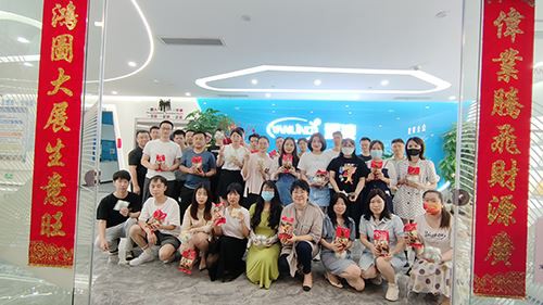 আমি একটি শুভ ড্রাগন বোট উৎসব উদযাপন করতে চাই!